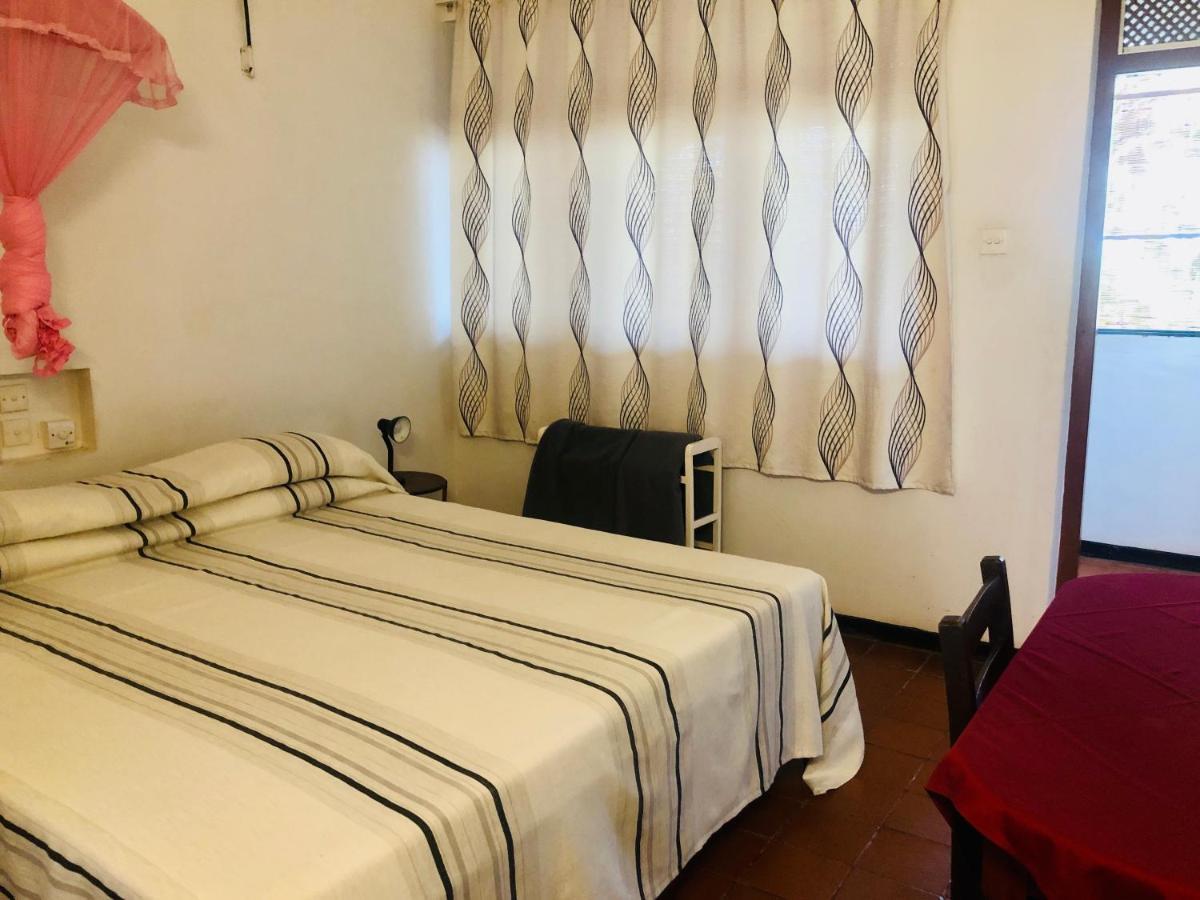 Hotel Hemadan Бентота Экстерьер фото