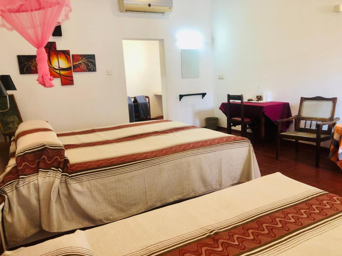 Hotel Hemadan Бентота Экстерьер фото