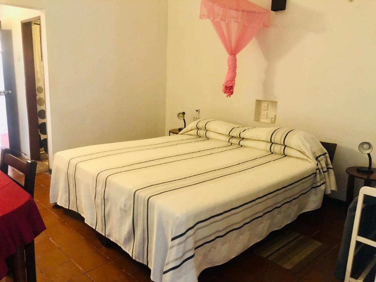 Hotel Hemadan Бентота Экстерьер фото