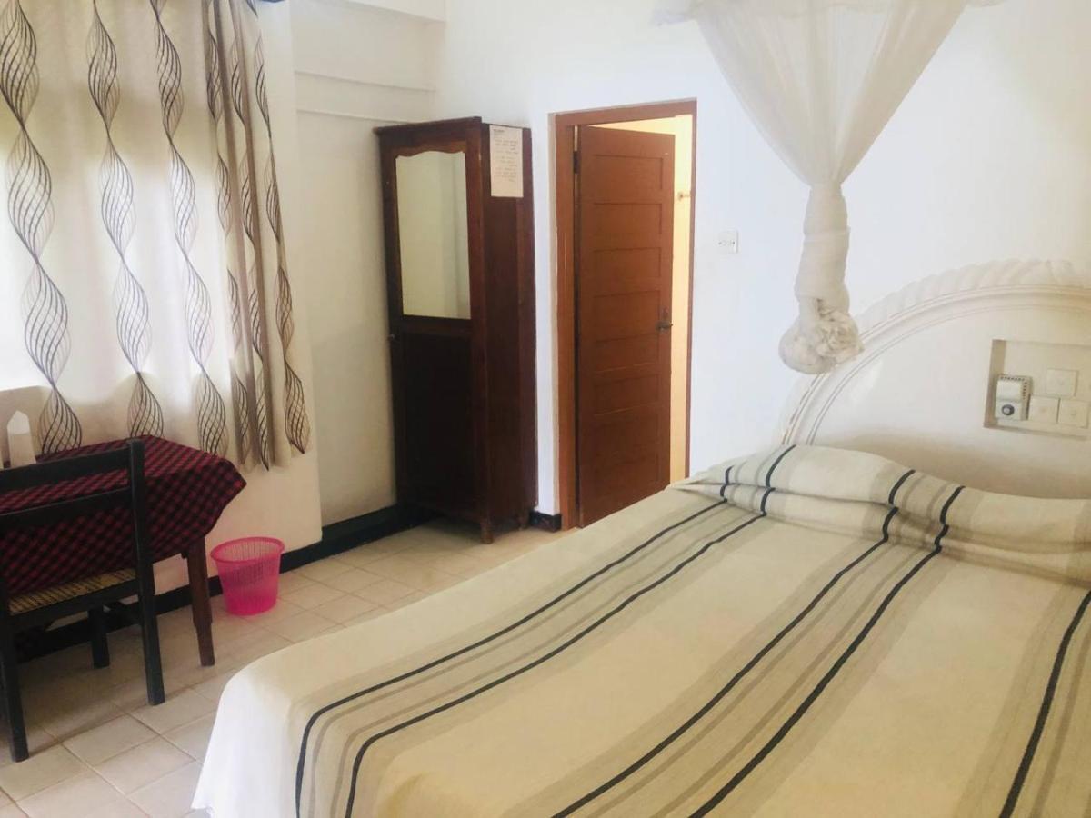 Hotel Hemadan Бентота Экстерьер фото