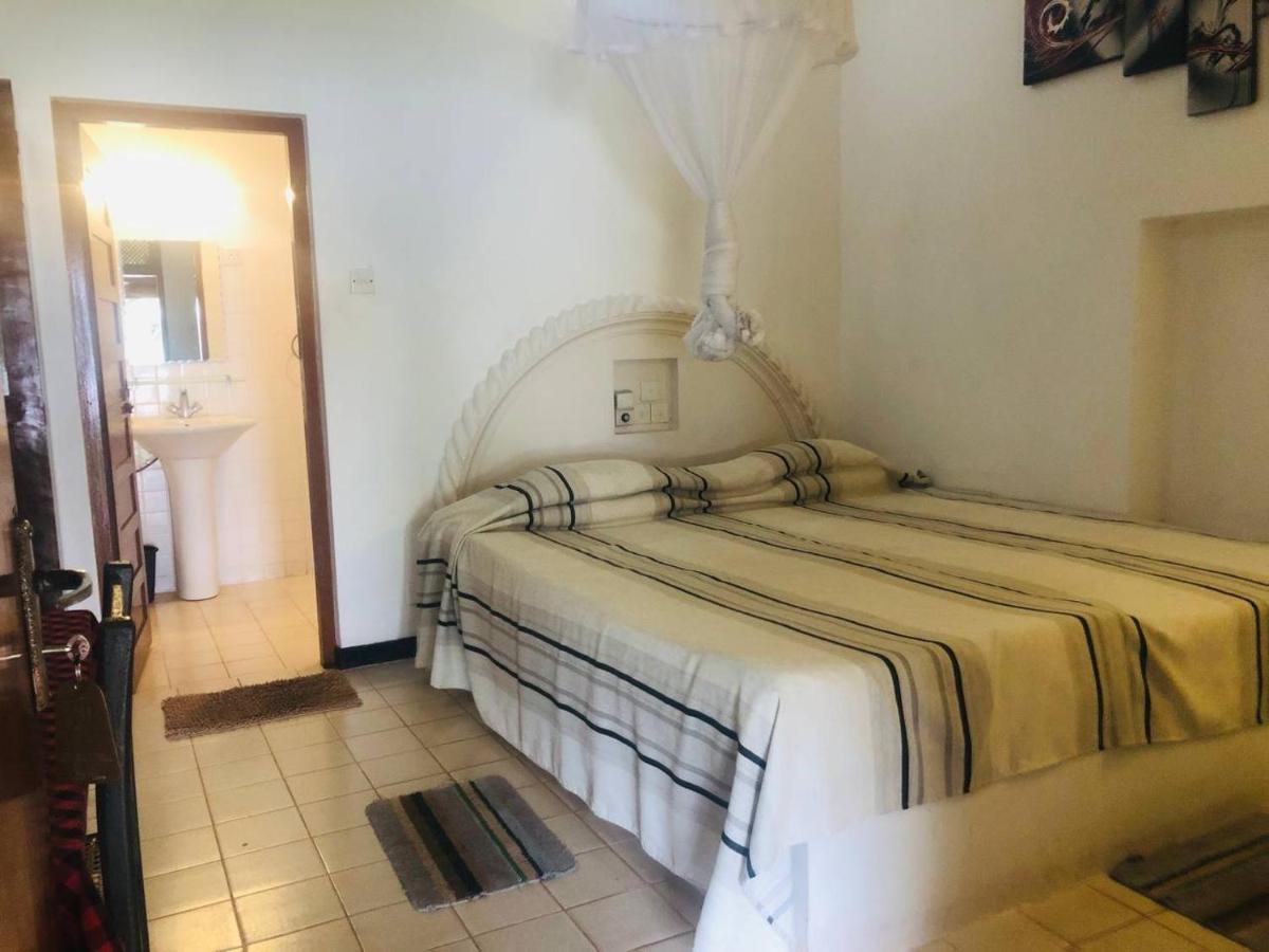 Hotel Hemadan Бентота Экстерьер фото
