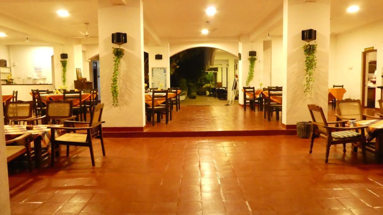 Hotel Hemadan Бентота Экстерьер фото